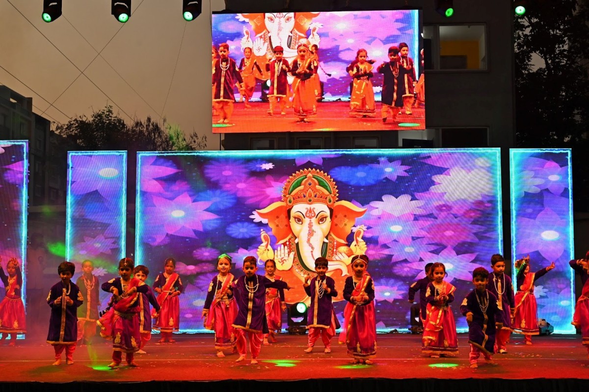 theme for parents day celebration in school